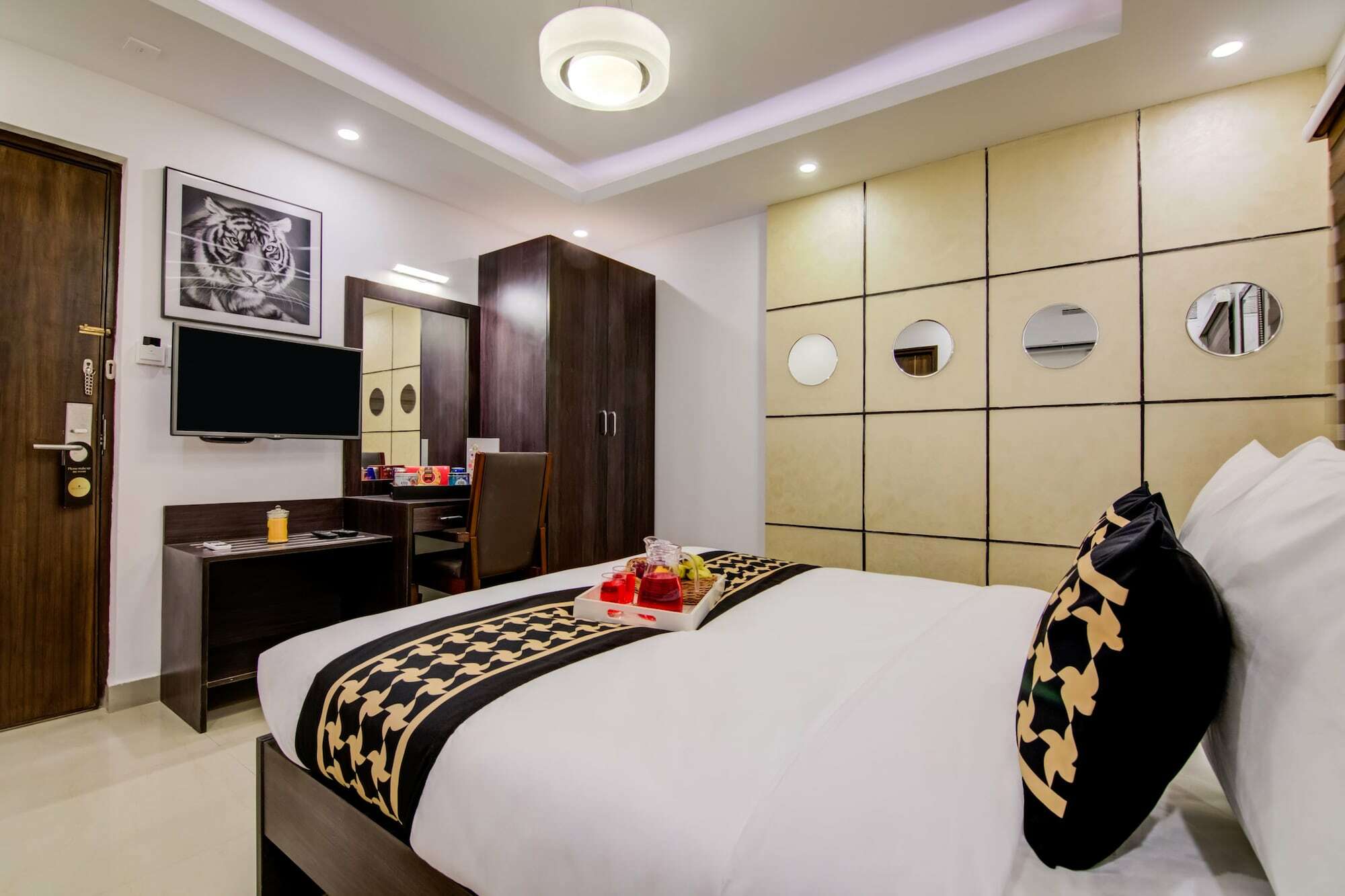Treebo Trend Ratna Palace Alipore Hotel